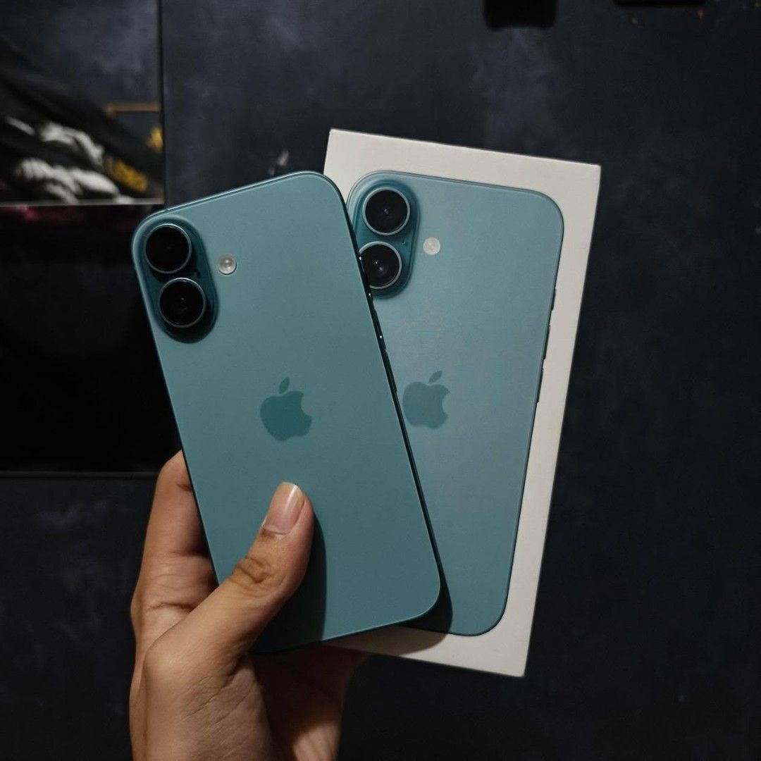 iPhone 16 Ultramarine 128GB (Category: iPhone 16 Series) located in Pozorrubio. Submitted by kael.flipper (Listing ID 1471165695, Image 1). Description: iPhone 16 Ultramarine 128GB / Open for swap + add cash 💸 • Battery Health: 87% • Cycle Count: 687 • ZP/A Variant | AnySIM / Openline • Complete box with receipt • Original cable included • 3 cases included • No issue, Pristine Condition PRICE: ₱34,499 (NEGOTIABLE ‼️) 📍 Meetup: SM Baguio / Bagui