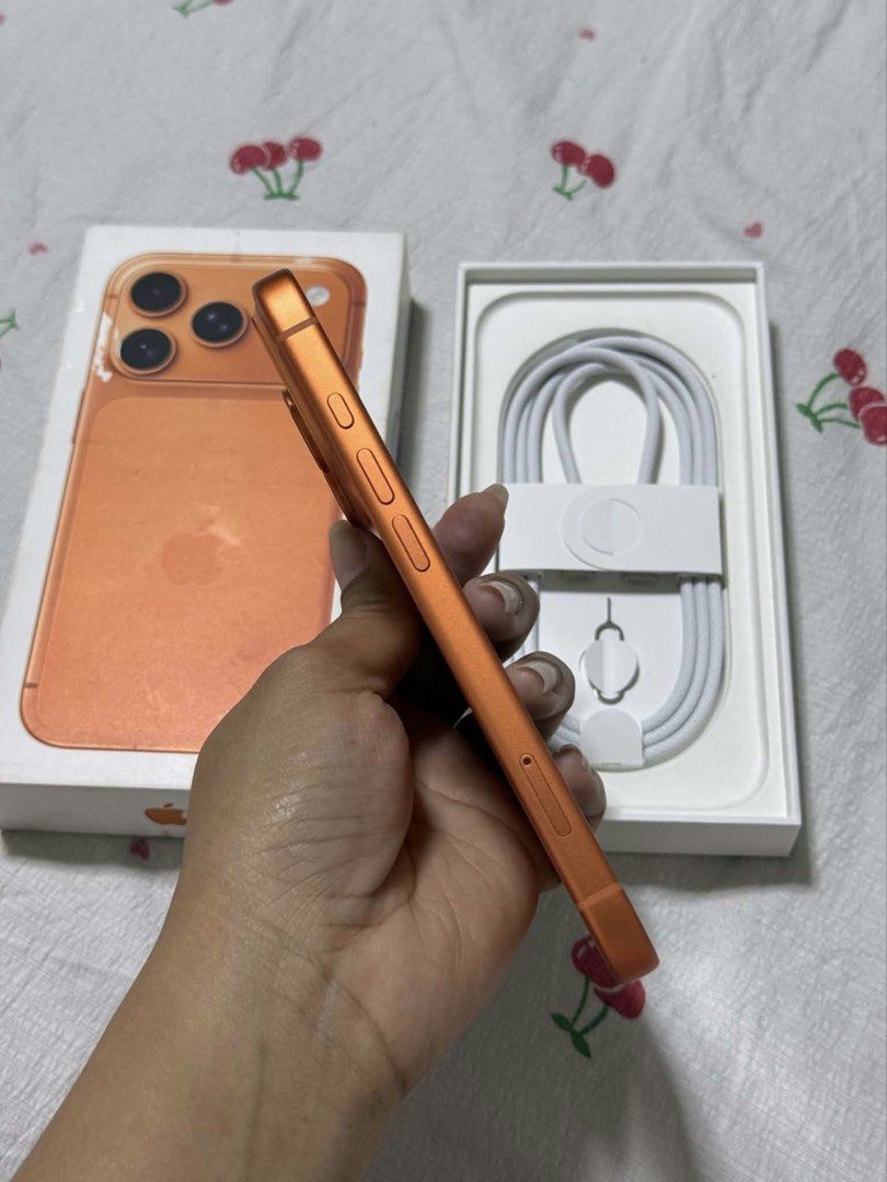 iPhone 17 Pro 256GB Cosmis Orange (Category: iPhone 17 Series) located in Quezon City. Submitted by engineerpat04 (Listing ID 1471131249, Image 2). Description: Here's the last deal for this month! Get this iPhone 17 Pro 256GB in Cosmic Orange for only PHP 56549. Hoping you won't miss this. :p Grade: A-1. For more information, check out 'Guide: Classification of Pre-Activated iPhones', https://carousell.app.link/gbaYcuNp9mb Important Note: The un