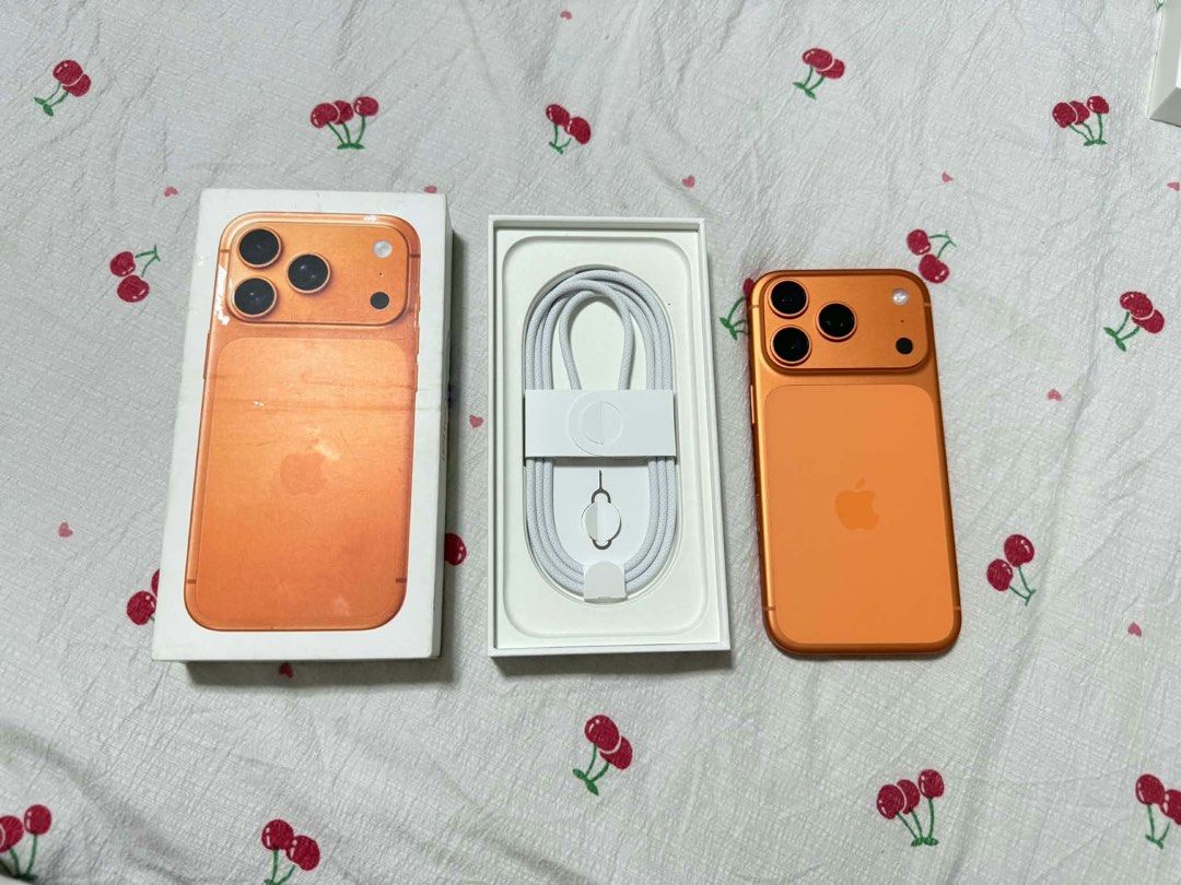 iPhone 17 Pro 256GB Cosmis Orange (Category: iPhone 17 Series) located in Quezon City. Submitted by engineerpat04 (Listing ID 1471131249, Image 1). Description: Here's the last deal for this month! Get this iPhone 17 Pro 256GB in Cosmic Orange for only PHP 56549. Hoping you won't miss this. :p Grade: A-1. For more information, check out 'Guide: Classification of Pre-Activated iPhones', https://carousell.app.link/gbaYcuNp9mb Important Note: The un