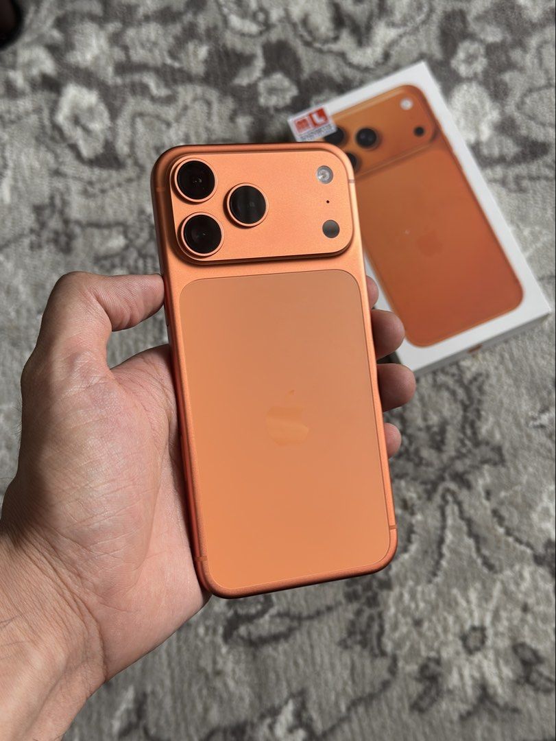 Iphone 17 Pro Max (Category: iPhone 17 Series) located in San Juan City. Submitted by ml.gadgets (Listing ID 1471192630, Image 2). Description: iPhone 17 Pro Max Cosmic Orange 1TB Factory unlocked 94% batt health Still under warranty Face ID working All buttons working No issues No scratches/dents Complete box and cable Price: 72,500 (Cash/bank transfer) NO SWAP!!! For inquiries message us.