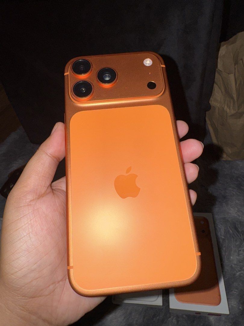Iphone 17 Pro Max 256GB (Category: iPhone 17 Series) located in San Jose del Monte. Submitted by johneric96 (Listing ID 1471129285, Image 2). Description: Iphone 17 Pro Max Cosmic Orange 256GB With Complete Accessories: *IPhone 17 Pro Max Cases *Privacy Glass Screen Protector *Charger Block & Cables *Everything works po, No Issue. Binili sa Mall Few months ago di masyado nagamit parang bumili ka narin ng bago, Completo po with Box pa & Receipt. R