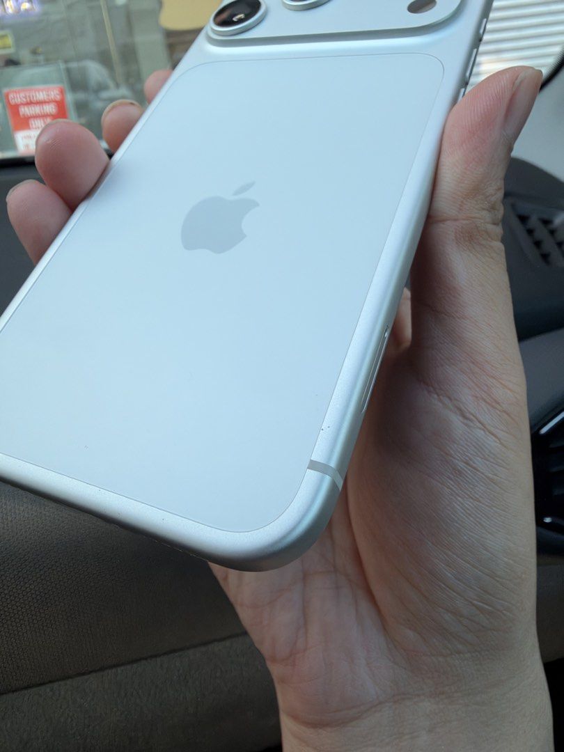 iPhone 17 pro max 256gb (Category: iPhone X Series) located in Manila. Submitted by nellyysantos (Listing ID 1471242948, Image 3). Description: With minor scratches but good as new! No issues at all. 92% BH Bought Nov 2025 (still under warranty) No issues Inclusions: box and brand new belkin cord.