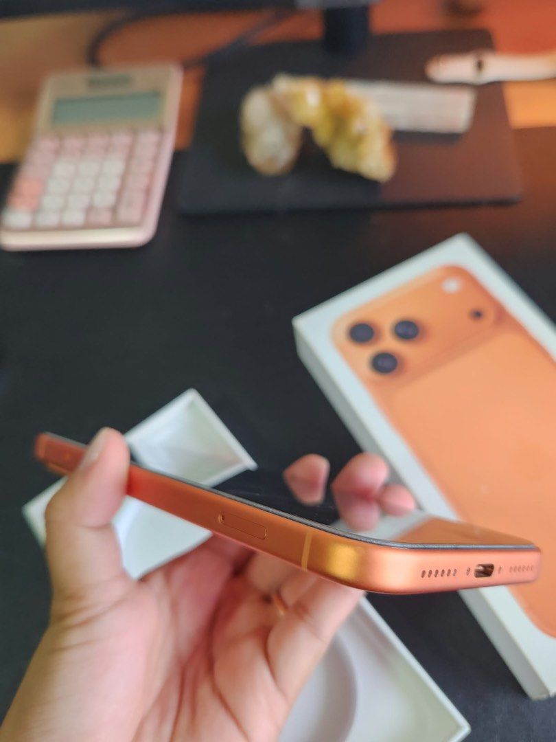 Iphone 17 Pro Max (Smartlocked) (Category: iPhone 17 Series) located in Caloocan City. Submitted by declutterwithgraciaa (Listing ID 1471133248, Image 3). Description: ⚠️ Posted price is last price. Ignore na po sa tatwad. Lady owned Smartlocked Battery Health 100% Apple Limited Warranty until May 2027 Includes: Box Cord Almost 8+ cases (4 of them are from apple mismo) Issue: Minor dent on lower right and left Dent on upper left (accidentally fel