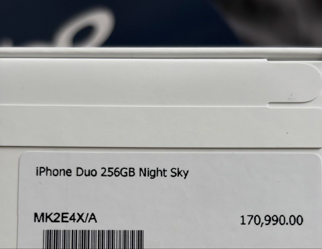 iPhone Duo brand new sealed from The Loop by Powermac (Category: iPhone 18 Series) located in Quezon City. Submitted by gearholics (Listing ID 1471162610, Image 2). Description: Brand new sealed Colors 1 sky night and 1 star white 256gb Will include receipt On hand claimed at the store today Oct 30 Local release/NTC sure sa warranty Meetups sm north edsa thanks No store stock right now preorder pa lang ng batch2 this one on hand can meetup now th
