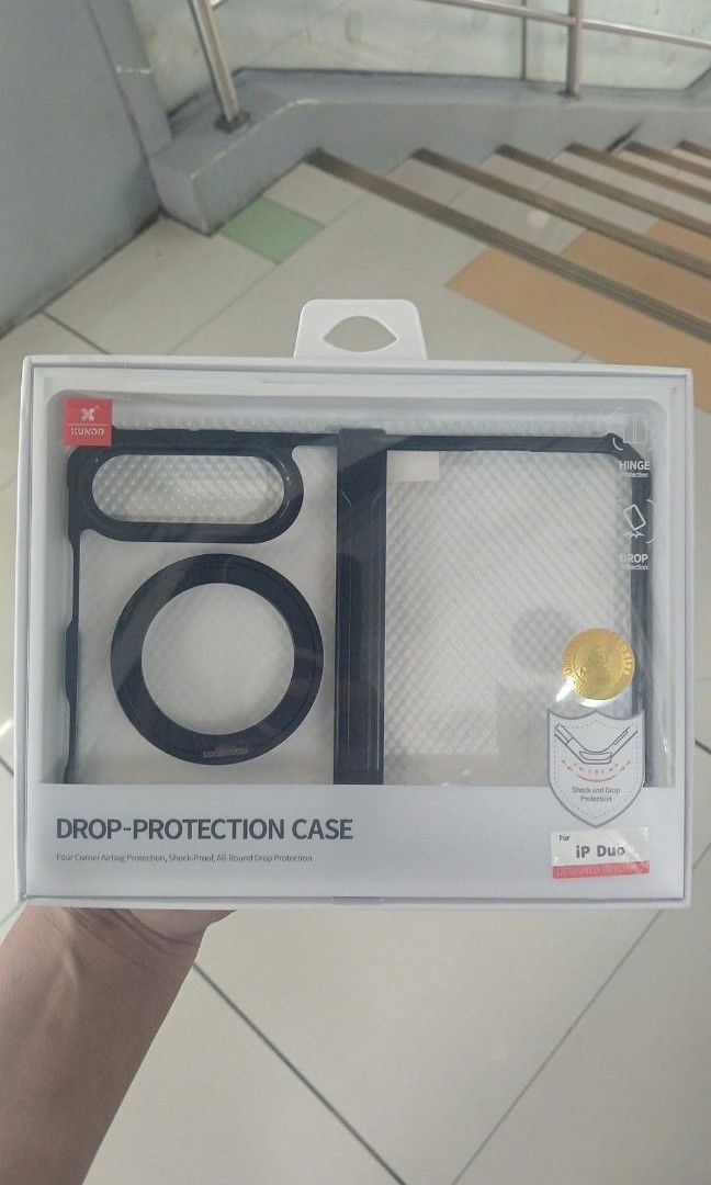 Iphone DUO Case Direct mesaage (Category: Cases & Sleeves) located in Pasay City. Submitted by son_castor (Listing ID 1471210176, Image 1). Description: iphone protective shock proof with mag safe slim shell1.