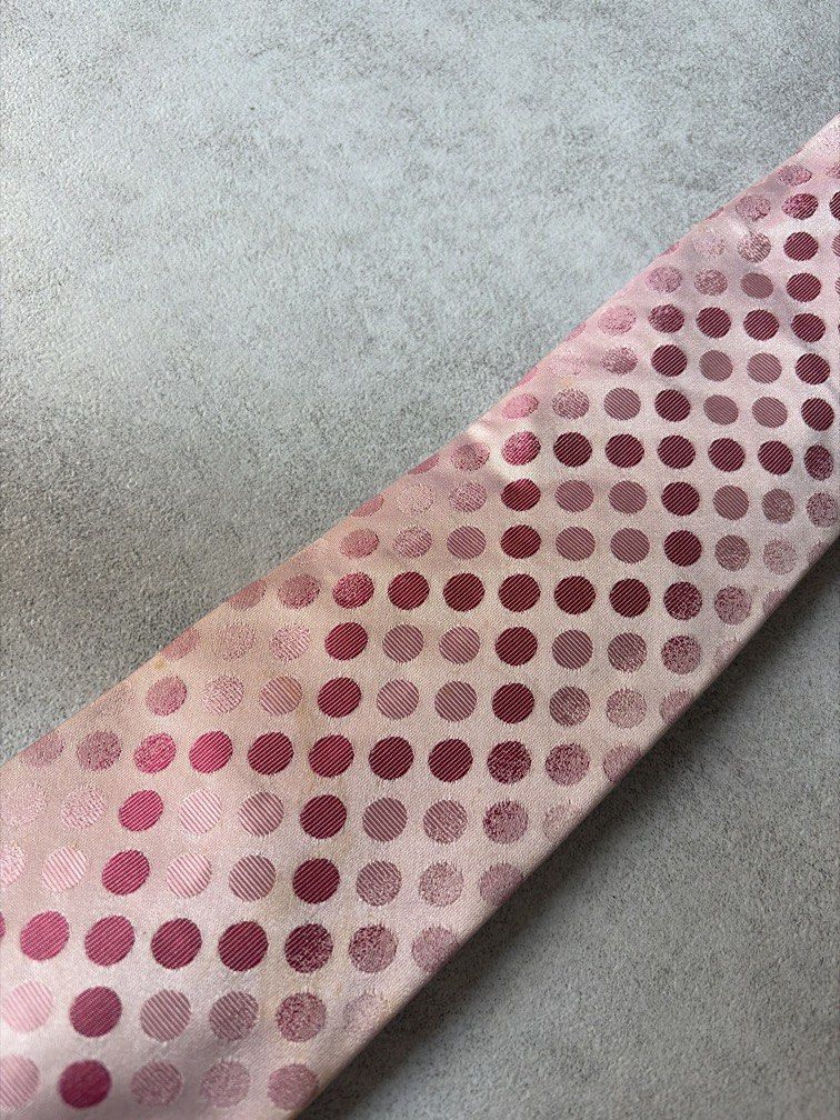 Italian Pink Polka Dots Necktie (Category: Ties) located in Pasig City. Submitted by chamoisee (Listing ID 1471296647, Image 2). Description: with minor stain.