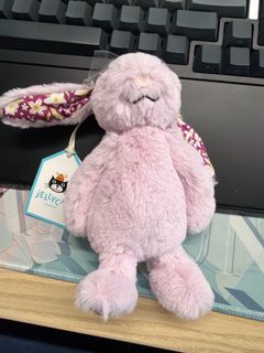 （分類：）位於 。 由 erierieriko 提交（商品編號 1471169795，圖片 1）。簡介： 。