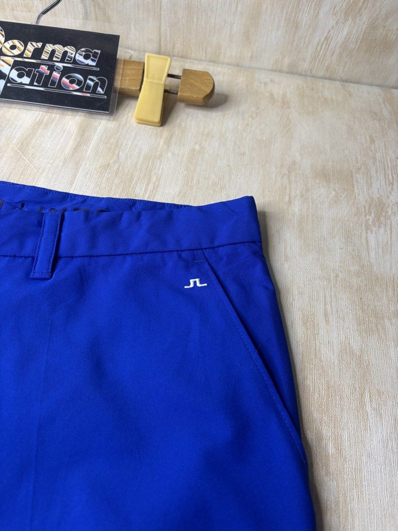 j.lindeberg SOMIE LIGHT POLY SHORT (Category: Shorts) located in Cabuyao City. Submitted by pormanation-thrift-store (Listing ID 1471207389, Image 3). Description: J.LINDEBERG SOMIE LIGHT POLY SHORT Condition: EXCELLENT Color rate: 9.5/10 Size: 36 Dimes: 36”Wx 21”L Issue: NONE✅ Price: 2200.