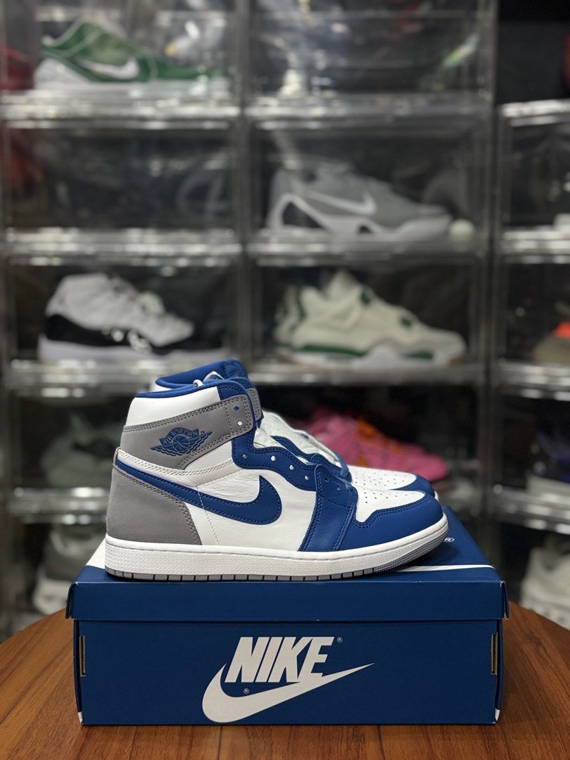 Jordan 1 High True Blue (Category: Sneakers) located in Cavite. Submitted by jairo13 (Listing ID 1471149766, Image 1). Description: Jordan 1 High True Blue 10.5us | Brandnew ₱4,995.00 Ig&Fb: ShoesoleCavite 📍Silang,Cavite 🚚Jrs / Lbc / Lalamove 💵Gcash / Gotyme / Bdo We accept card payment & QR Ph We buy profitable pairs 24/7. Dm for appraisal Store Open Hours: 12Pm - 7PM Gmaps/Waze: ShoesoleCavite.