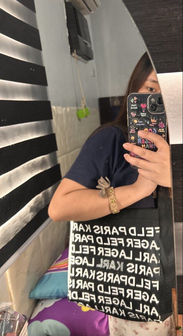 Karl Lagerfeld hobo bah (Category: Tote Bags) located in Silang. Submitted by christineannbeacloset (Listing ID 1471224153, Image 2). Description: No included pouch In very good condition Free SF.
