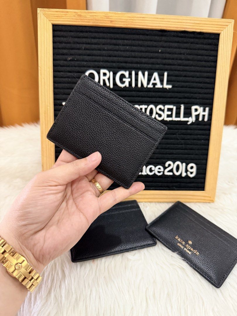 Kate Spade (Category: Wallets & Card holders) located in Masantol. Submitted by 365thingstosell.ph (Listing ID 1471133604, Image 2). Description: 1,450 + sf All items are 💯Original and Brandnew Some items are no inclusions thus selling super low‼️ Ano po inclusion? Walang tag? Carecard, Etc… What you see is what you get, actual photo posted and Onhand items ready to ship. If you want full inclusions like mall or store bought, then please sa stor