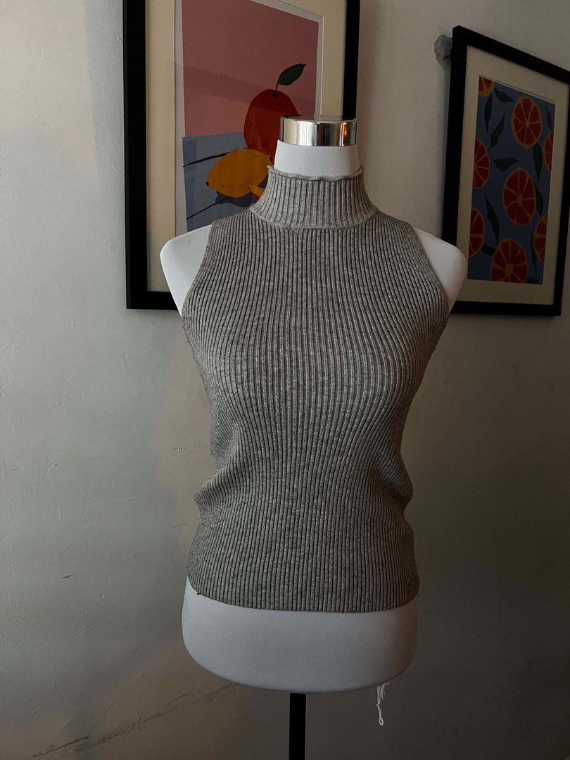 Knitted tops (Category: Others Tops) located in Cagayan de Oro. Submitted by aevapp (Listing ID 1471233396, Image 1). Description: 100 each.