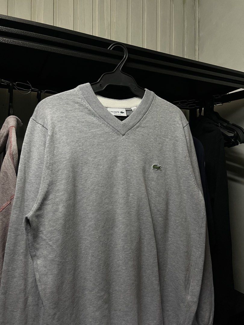 Lacoste Long Sleeve Sweater Gray (Category: Coats, Jackets and Outerwear) located in Muntinlupa City. Submitted by ninenine.collective (Listing ID 1471123267, Image 2). Description: Lacoste Long Sleeve Sweater Gray - 22/28.