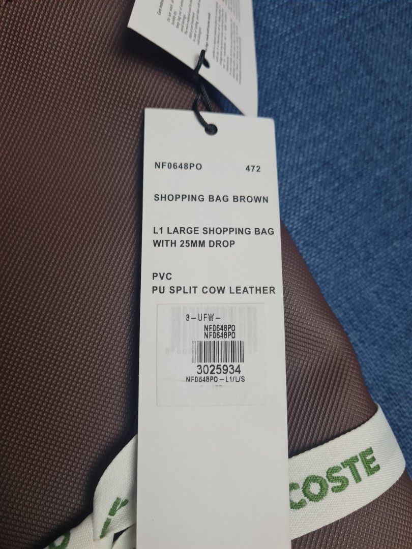 Lacoste tote bag (bundle) (Category: Tote Bags) located in Quezon City. Submitted by luli_18 (Listing ID 1471222897, Image 3). Description: 2 Lacoste tote bags original with gift receipts.