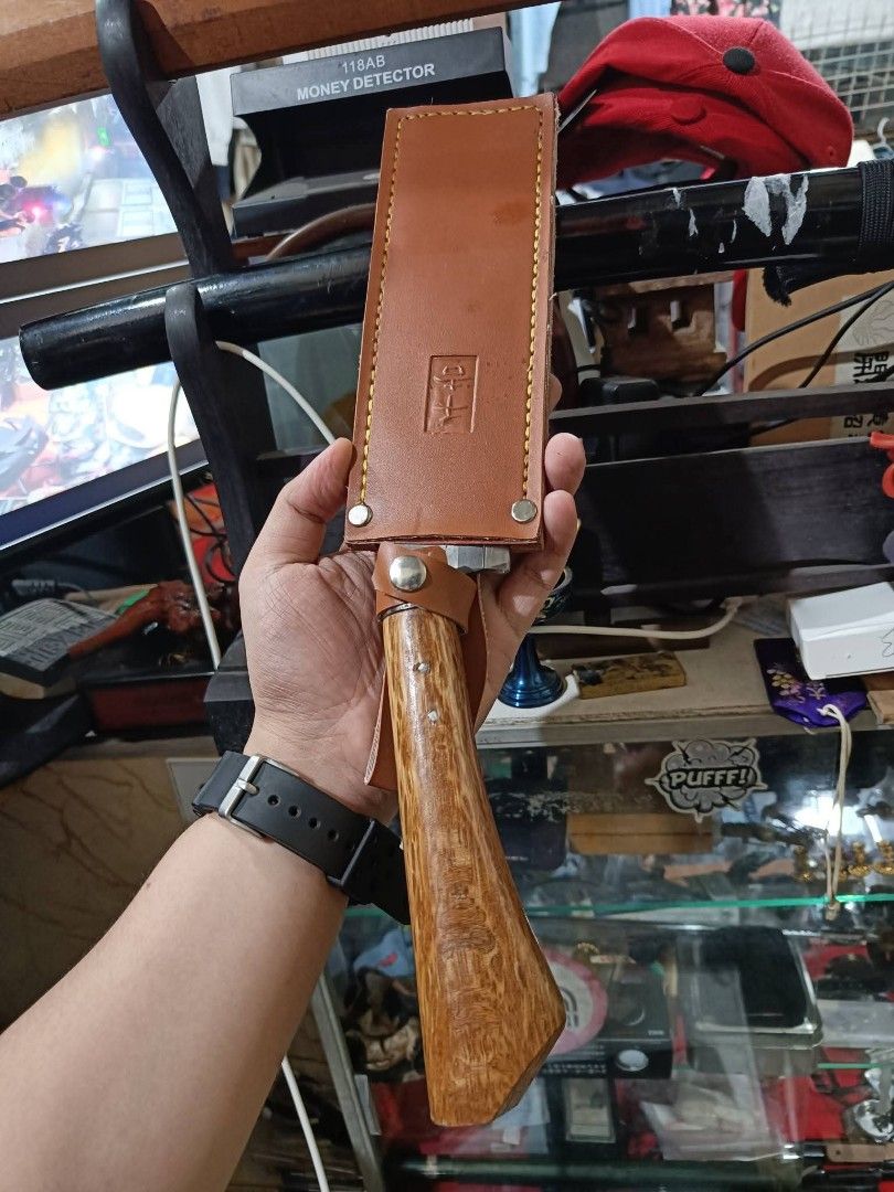 Large size Japanese Mata hatchett (Category: Everything Else Others) located in Paranaque City. Submitted by jhedplus (Listing ID 1471242804, Image 1). Description: Unused/good as new condition Please read! For sure buyer only! NO COD/COP No reservation The items will be sold to the first payer w/o prior notice. Verbal reservations are not acceptable. Note: All items are vintage. Please manage your expectations accordingly. G cash payment. Shippi