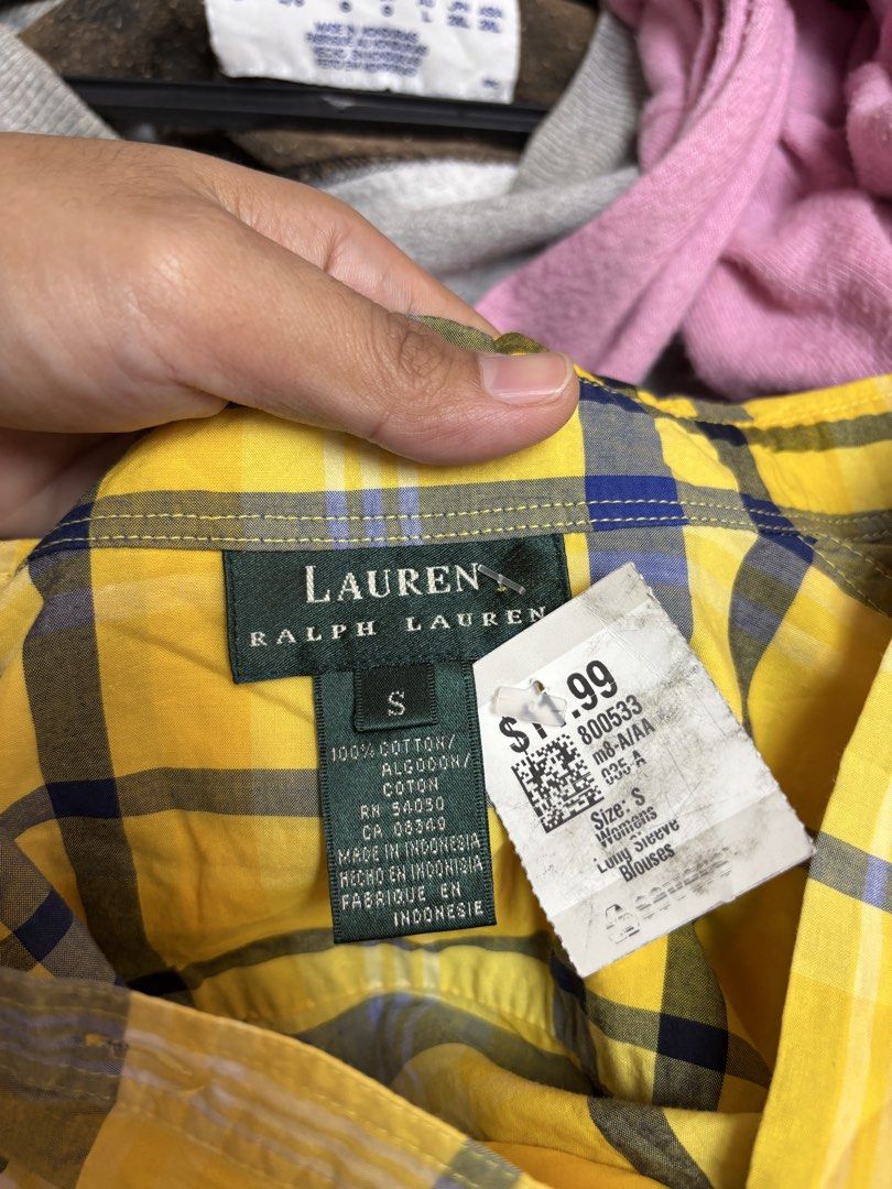 LAUREN longsleeve polo shirt (Category: Tshirts & Polo Shirts ) located in Pila. Submitted by isabelasthriftclothes (Listing ID 1471203608, Image 2). Description: .