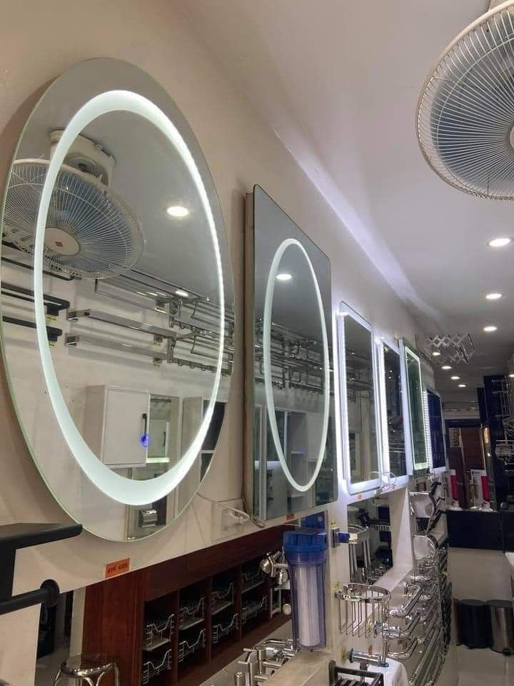 LED Bathroom Vanity Mirror with Touch Sensor (Category: Mirrors) located in Manila. Submitted by mayebarle006077 (Listing ID 1471131953, Image 2). Description: MIRROR WITH LED LIGHT Enhance your bathroom with our elegant Mirror with LED Light, designed to combine modern style, functionality, and convenience. Its integrated LED lighting adds a sophisticated touch while providing extra illumination for your daily grooming routine. ✅ Modern & Elegan