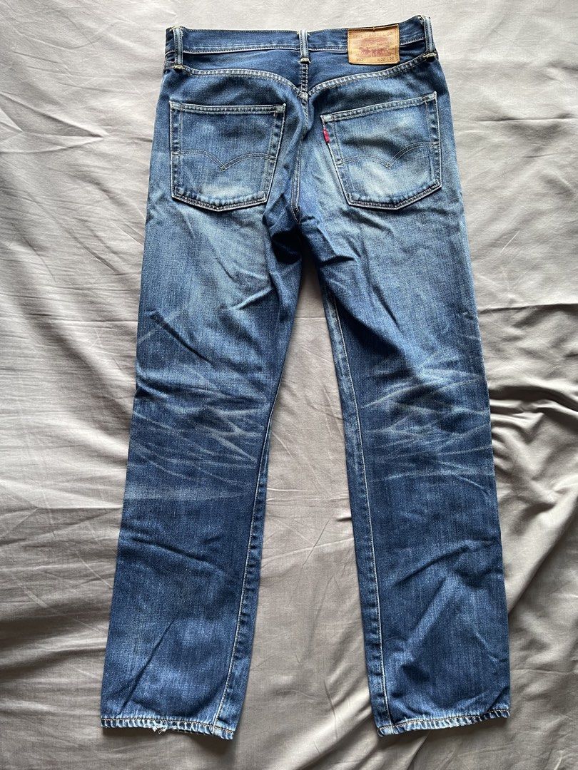 Levi’s 502 Regular Taper Jeans (Category: Jeans) located in Quezon City. Submitted by kvrt0907 (Listing ID 1471141586, Image 2). Description: - Brand/Model: Levi’s 502 Regular Taper - Size: W32 L32 - Wash: Classic mid blue with stylish factory distress and whiskering - Details: Standard 5-pocket design, button fly, and rear leather patch - Special Feature: Classic Levi's graphic print on the inside pocket lining Pre loved and maalaga ako sa gamit