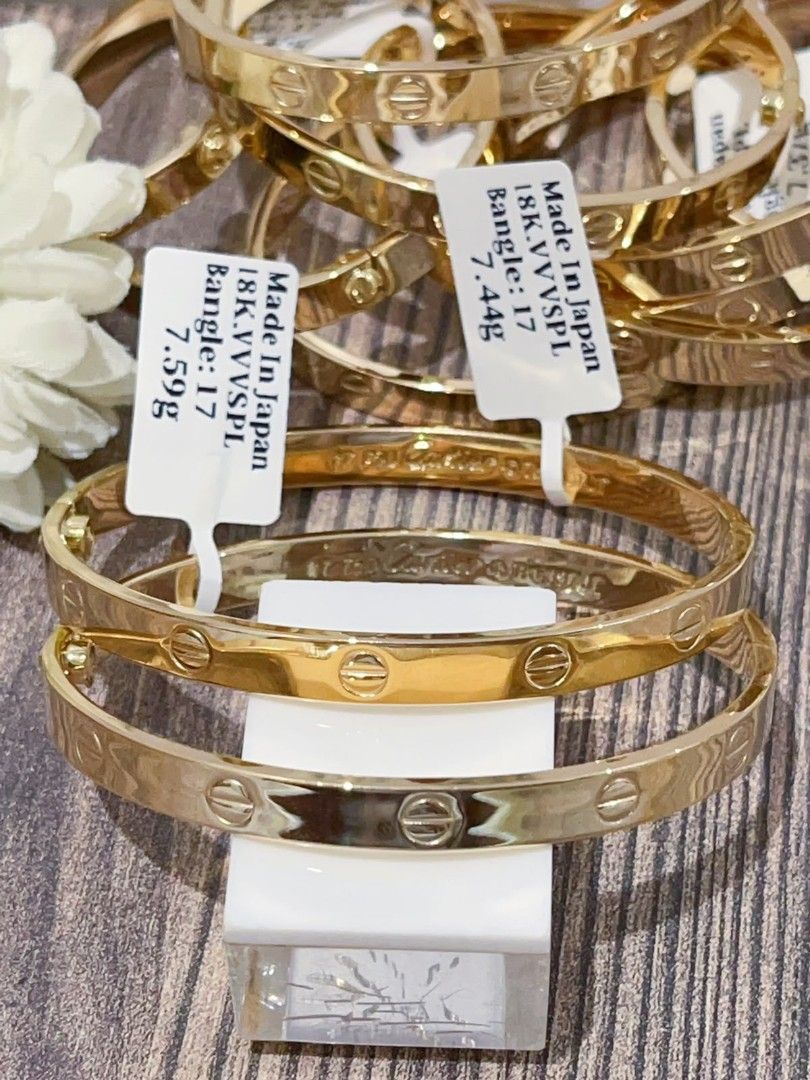 love bangle 18k japan gold screw lock (Category: Bracelets) located in Manila. Submitted by primejewelry (Listing ID 1471292290, Image 3). Description: .