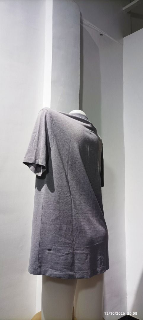 Lululemon Men (size M) Polo (Category: Activewear) located in Calamba. Submitted by lulu.thrift.finds (Listing ID 1471253148, Image 2). Description: Lululemon Men Size M Polo Flaw: patched, used to have holes No discount for single items. Can give a little discount for multiple-item purchases. Kindly check my store, selling all lulu :) First to pay basis Payment via GCash only Shipped thru Jnt within 2-3 days Free shipping for min 1.5k purchase I