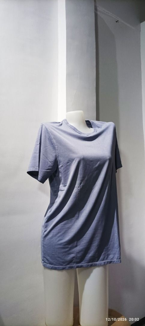 Lululemon Men (size M) Shirt (Category: Activewear) located in Calamba. Submitted by lulu.thrift.finds (Listing ID 1471253605, Image 1). Description: Lululemon Men Size M Shirt Chest: 38" Length: 28" No discount for single items. Can give a little discount for multiple-item purchases. Kindly check my store, selling all lulu :) First to pay basis Payment via GCash only Shipped thru Jnt within 2-3 days Free shipping for min 1.5k purchase Items will