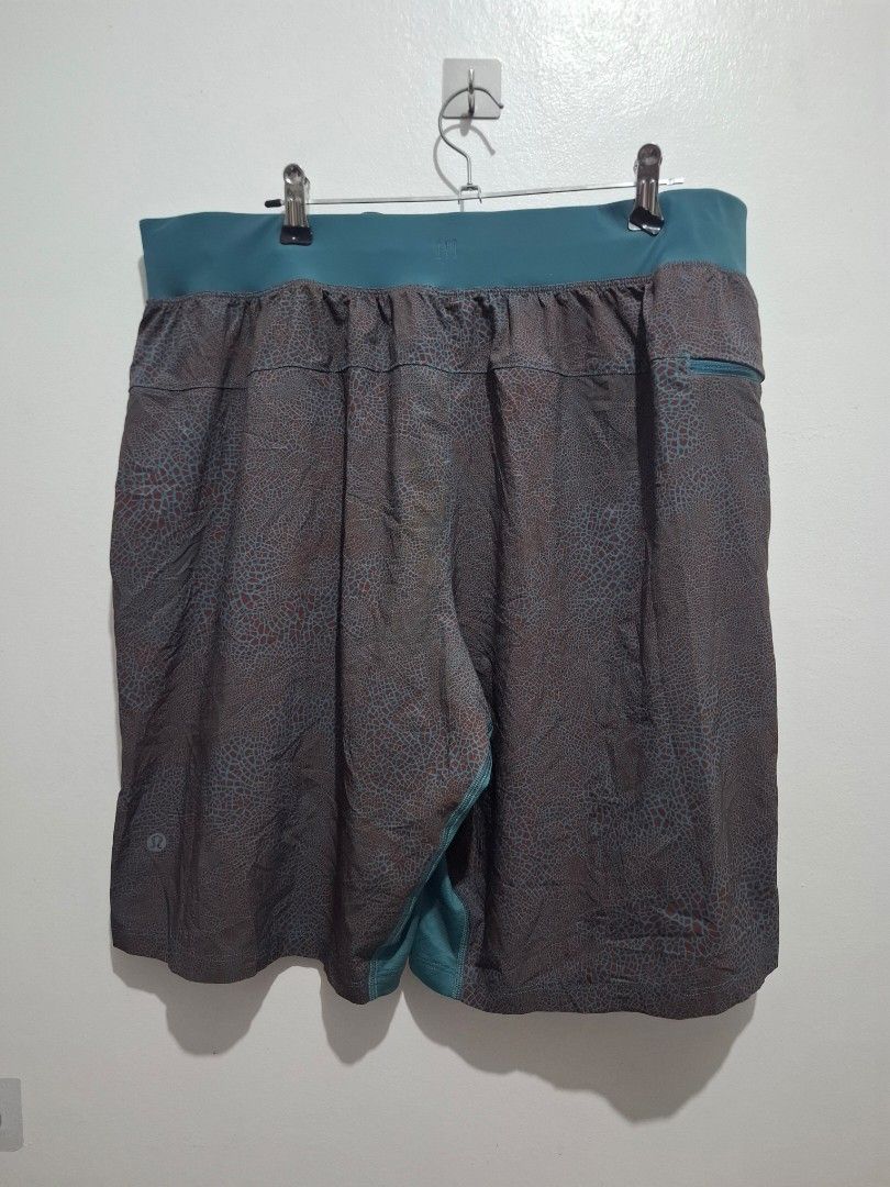 Lululemon size XL (Category: Shorts) located in Tarlac. Submitted by christopher.24 (Listing ID 1471171700, Image 2). Description: excellent condition legit.