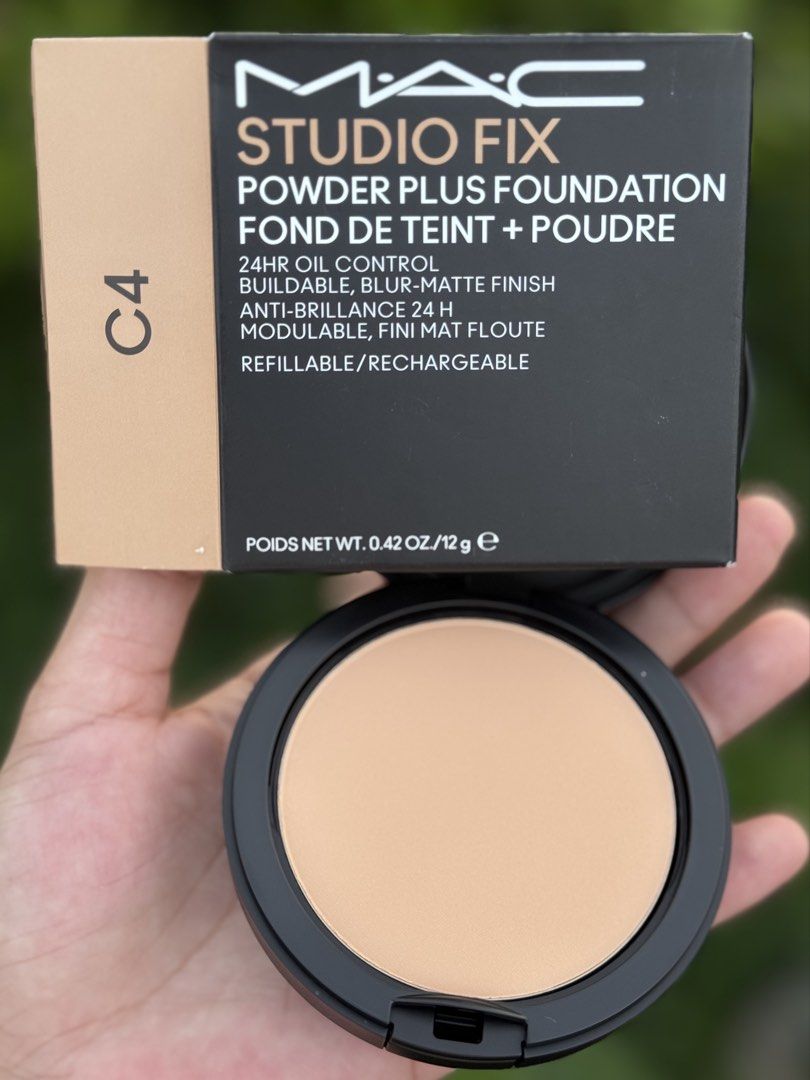 Mac Studio Fix Powder Foundation (Category: Makeup) located in Batangas. Submitted by maria0808 (Listing ID 1471283641, Image 1). Description: .