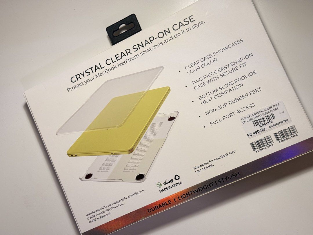 Macbook Neo Clear Snap On Case (Category: Cases & Sleeves) located in Quezon City. Submitted by eowynnn (Listing ID 1471235771, Image 2). Description: 📍Quezon City Got it from Beyond the Box. Unopened. RFS: Need funds.