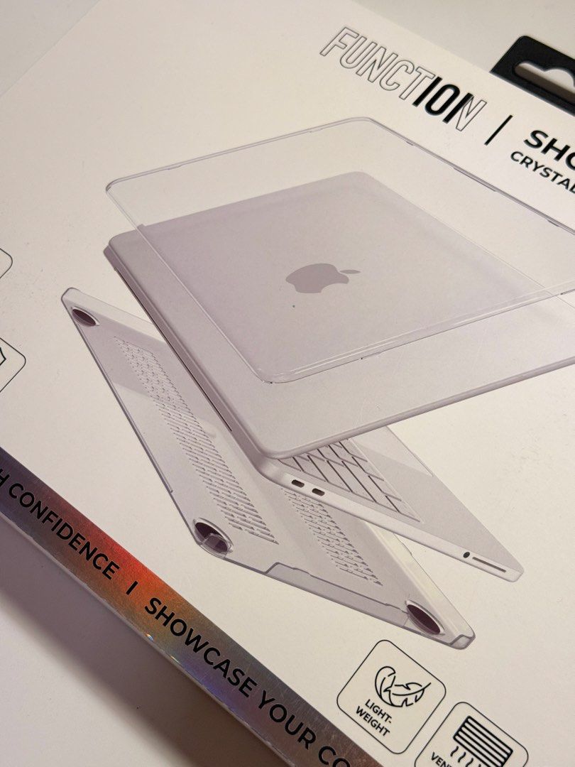 Macbook Neo Clear Snap On Case (Category: Cases & Sleeves) located in Quezon City. Submitted by eowynnn (Listing ID 1471235771, Image 3). Description: 📍Quezon City Got it from Beyond the Box. Unopened. RFS: Need funds.