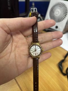 (Category: ) located in . Submitted by berndale_closet (Listing ID 1471121377, Image 1). Description: .