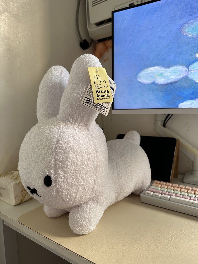 Miffy Plush (Category: Plushies & Soft Toys) located in Manila. Submitted by nabichi13 (Listing ID 1471231348, Image 1). Description: Miffy dapa white rare (large size) Selling for 1.6k — tag was removed but still included when shipped RFS: Decluttering MOP: Maribank/ Gcash/ Gotyme/ COD upon pick up DELIVERY: Lalamove/ J&T/ LBC/ Pick up.