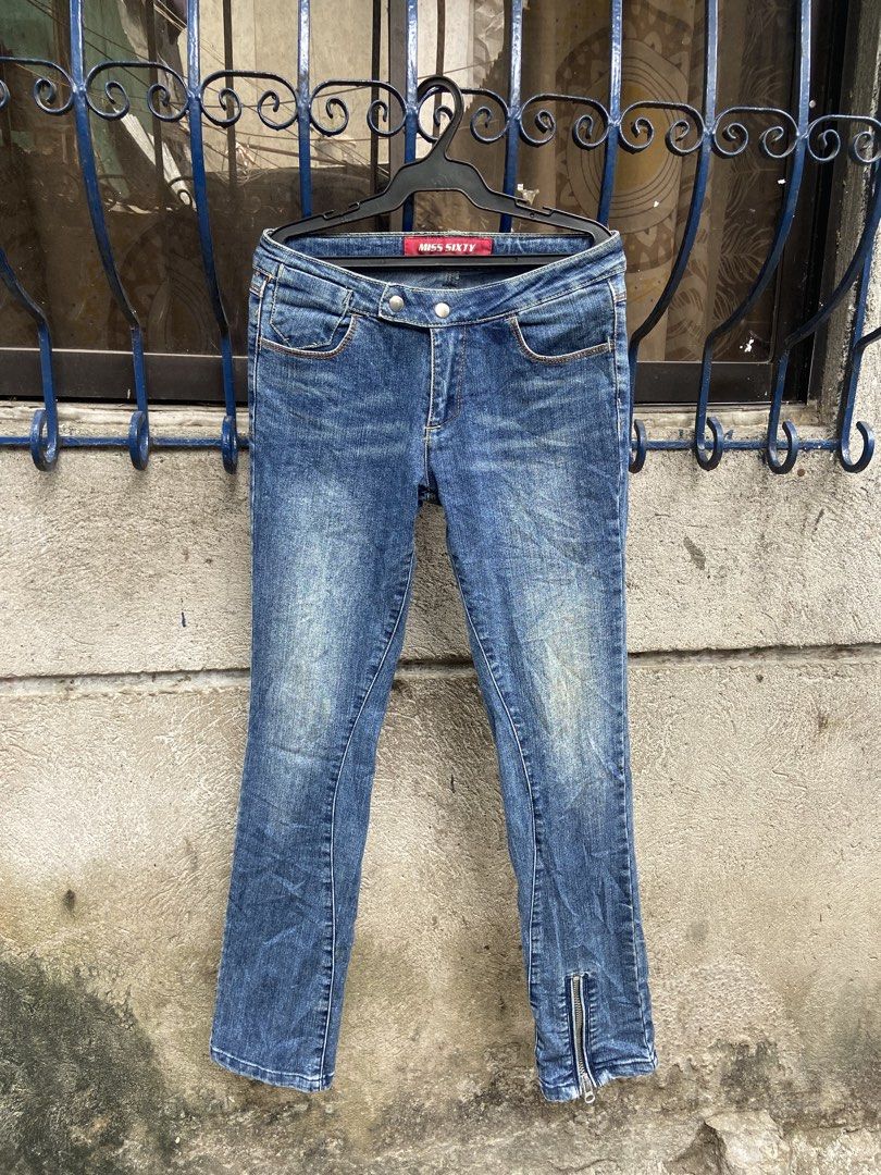Miss Sixty Zip hem Low rise Denim (Category: Jeans) located in General Trias. Submitted by akirp (Listing ID 1471160735, Image 1). Description: waist: 28 Miss Sixty Jnt lalamove MOP gcash.