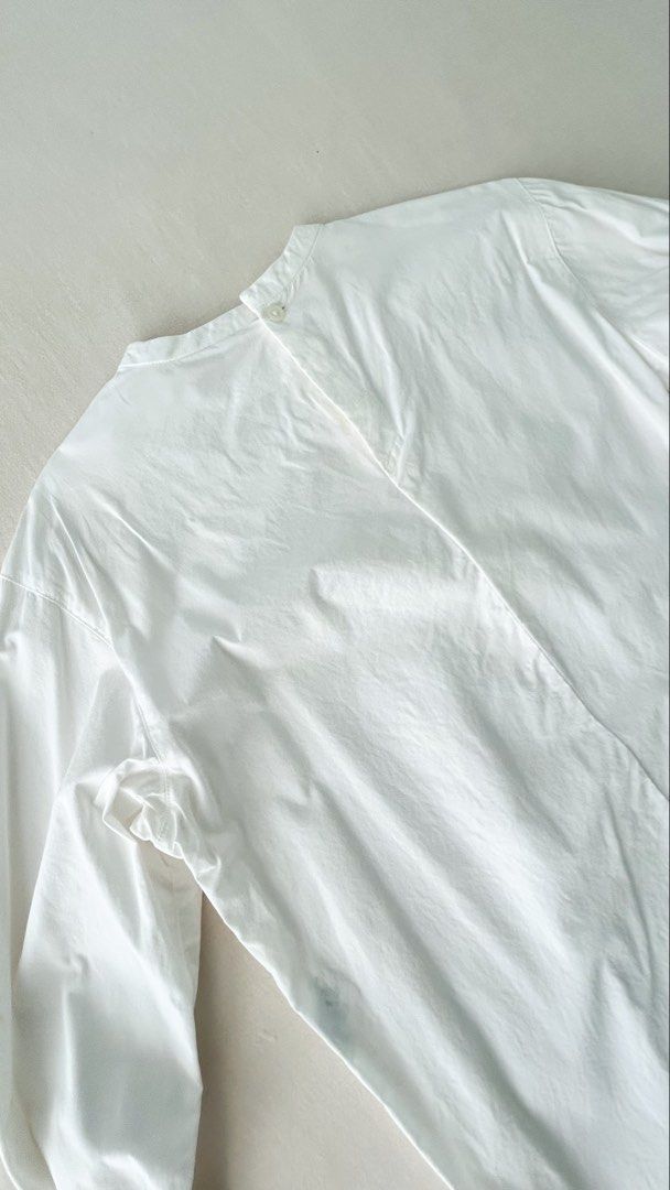 Muji 3/4 sleeve white tunic (Category: Blouses) located in Kawit. Submitted by apuchiko (Listing ID 1471148307, Image 2). Description: Washed but never been used. Natago lang sa cabinet. Size: small.