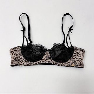 (Category: ) located in . Submitted by k_intimates (Listing ID 1471286697, Image 1). Description: .