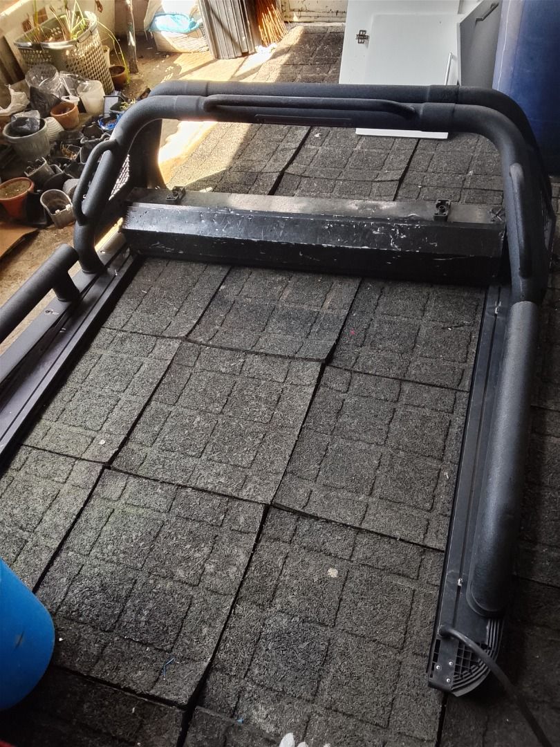 Navara roll bar (Category: Other Automotive Parts and Accessories) located in Caloocan City. Submitted by liveshark-1a2bbe (Listing ID 1471225892, Image 3). Description: As is po.