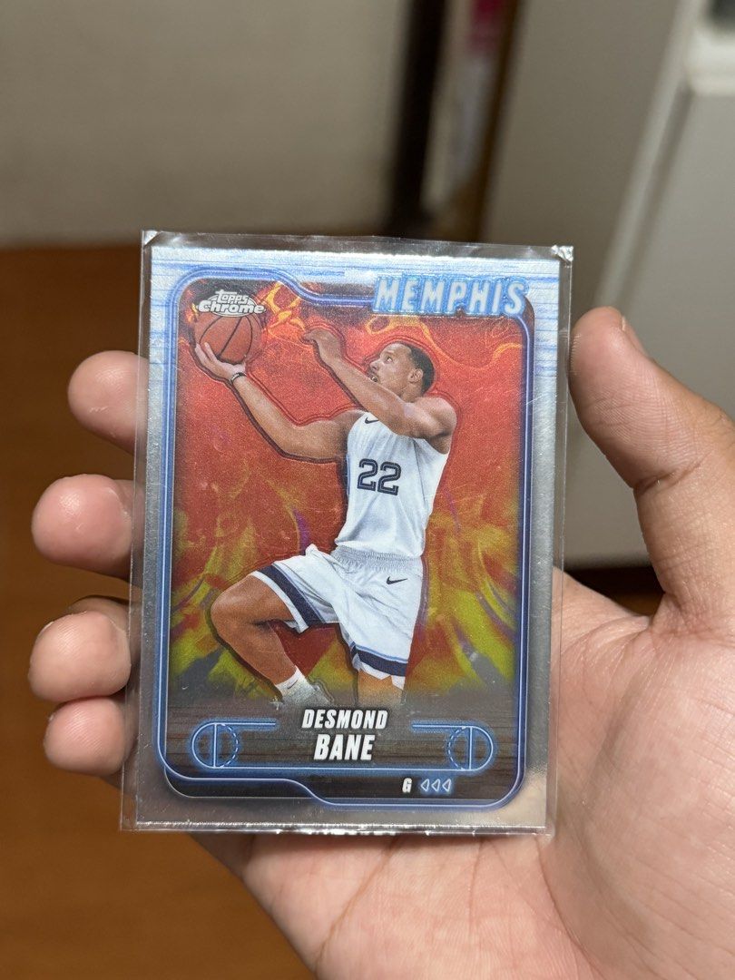 NBA player (Category: Raw Singles) located in Manila. Submitted by b1uezy (Listing ID 1471219840, Image 2). Description: Random NBA cards and sleeves Take all Condition between cards may vary Sleeves: 70/100 pcs RFS: decluttering.