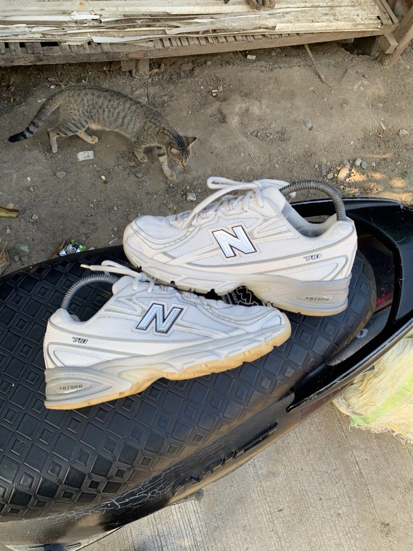 New Balance 1906 White Silver Sneakers (Category: Sneakers) located in Cagayan de Oro. Submitted by jename15 (Listing ID 1471140985, Image 2). Description: - Model: New Balance 1906 - Color: White and silver - Style: Chunky dad shoe with breathable mesh upper and metallic overlays - Comfort: ABZORB cushioning midsole for all-day wear - Condition: Clean colorway, includes laces - Best for: Casual wear, lifestyle, and running errands.