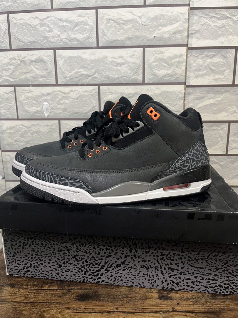 Nike Air Jordan 3 Retro Total Orange (Category: Sneakers) located in Manila. Submitted by kuya_erick62 (Listing ID 1471133984, Image 2). Description: - Model: Jordan 3 Retro - Colorway: Black with Total Orange accents and classic elephant print - Size: US 10.5 - Condition: Pristine, clean soles with zero wear on tread - Inclusion: Original box and inner tissue paper included.