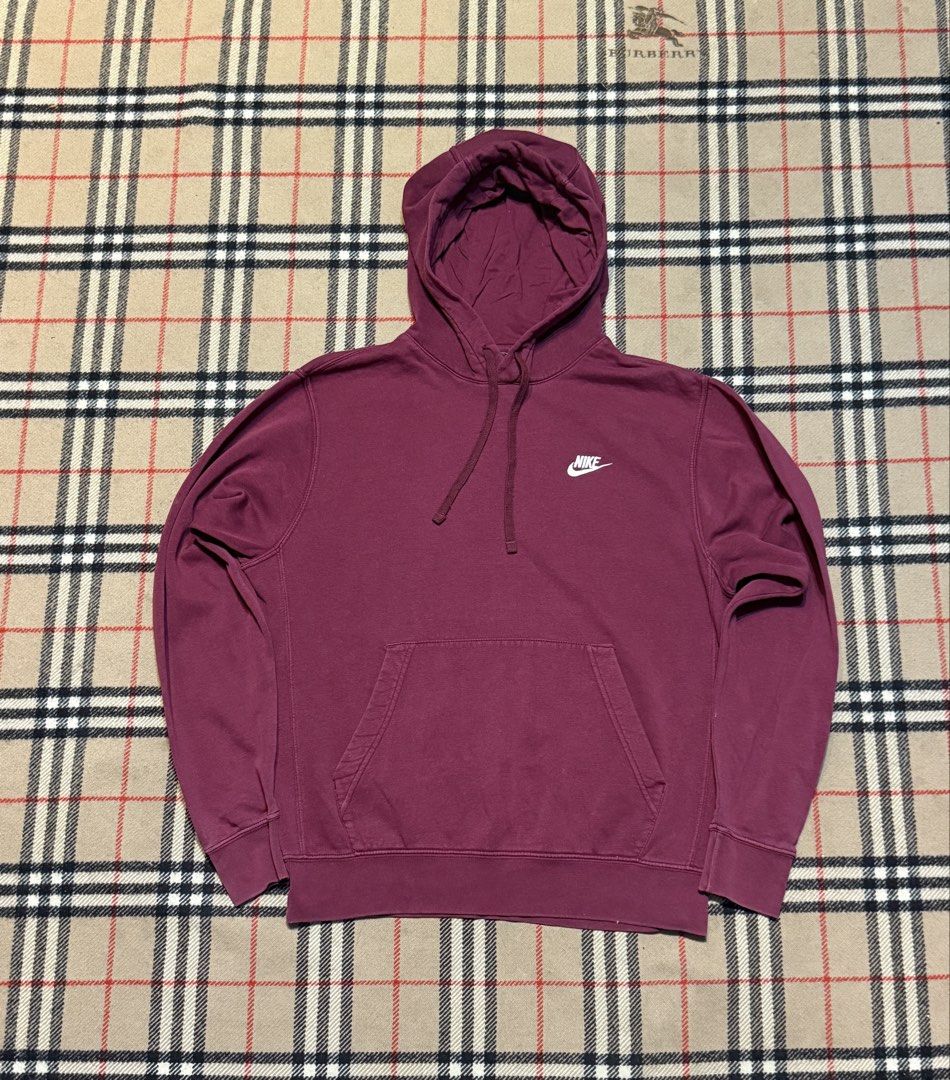 Nike club fleece (Category: Coats, Jackets and Outerwear) located in Cavite. Submitted by markjoseph24866 (Listing ID 1471145967, Image 1). Description: .