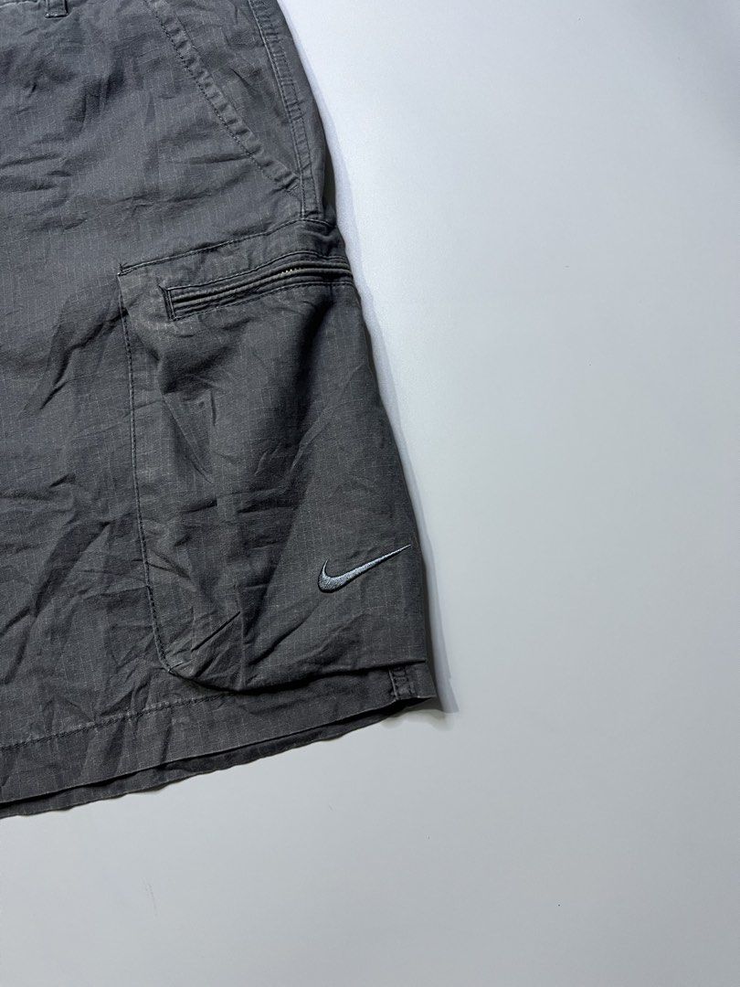 NIKE GRAY CARGO SHORTS (Category: Shorts) located in Bacolod City. Submitted by bcdapparelshop (Listing ID 1471227493, Image 3). Description: 💸FOR SALE‼️📣 ✅NIKE GRAY CARGO SHORTS CONDITION:♻️EXCELLENT COLOR RATE:🔴9.5/ 10 SIZE:📐30-32 x 20L ISSUES:⚠️ NONE DM ME 📩📩📩 📍PONTEVEDRA, NEGROS OCCIDENTAL.