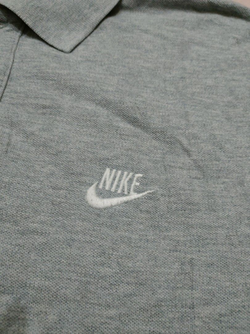 NIKE GRAY POLO SHIRT (Category: Tshirts & Polo Shirts ) located in Baguio. Submitted by jathriftx (Listing ID 1471200304, Image 2). Description: Medium Excellent condition No issue.