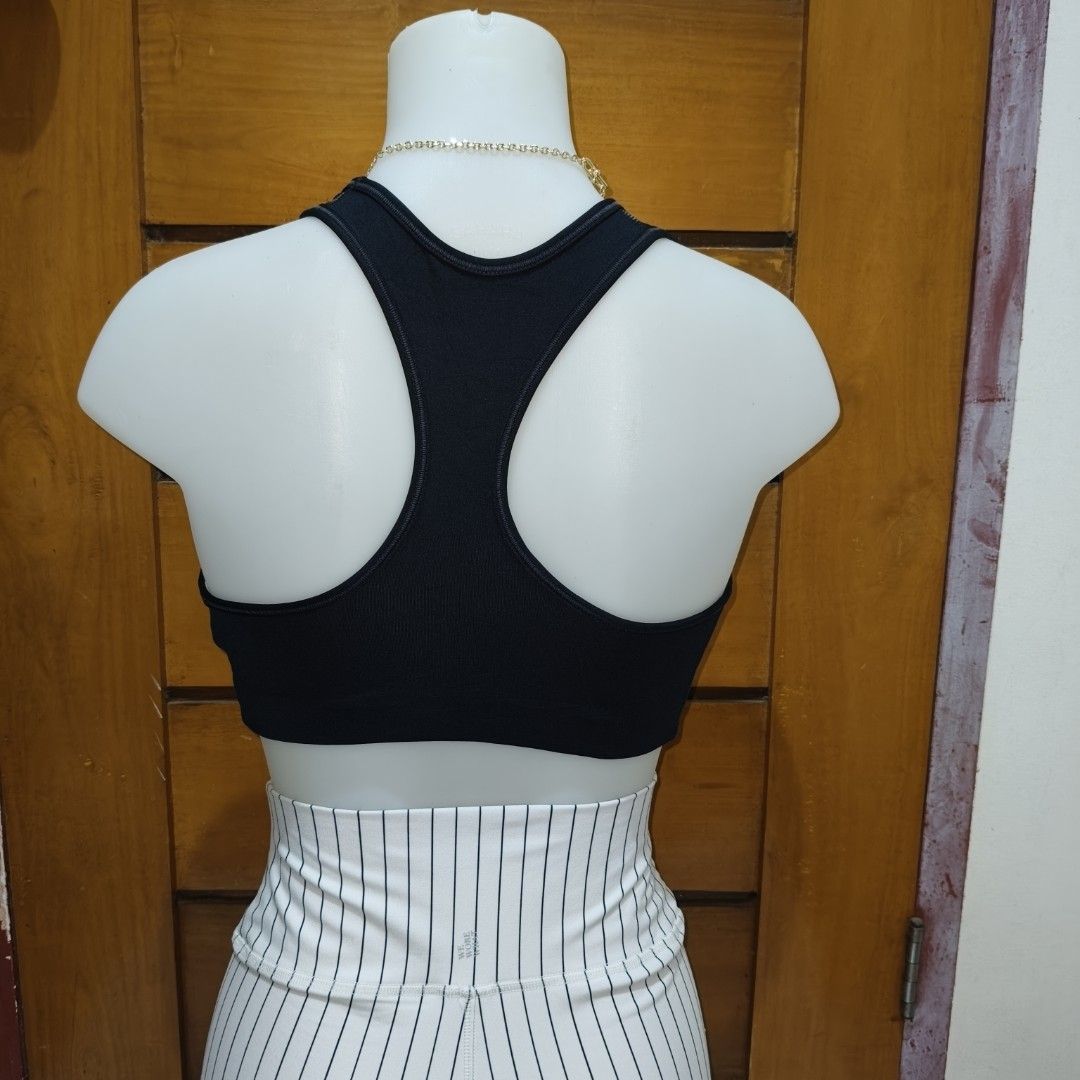 Nike sports bra (Category: Activewear) located in Midsayap. Submitted by leighdeelovelylocks (Listing ID 1471147872, Image 3). Description: handpicked and carefully thrifted.