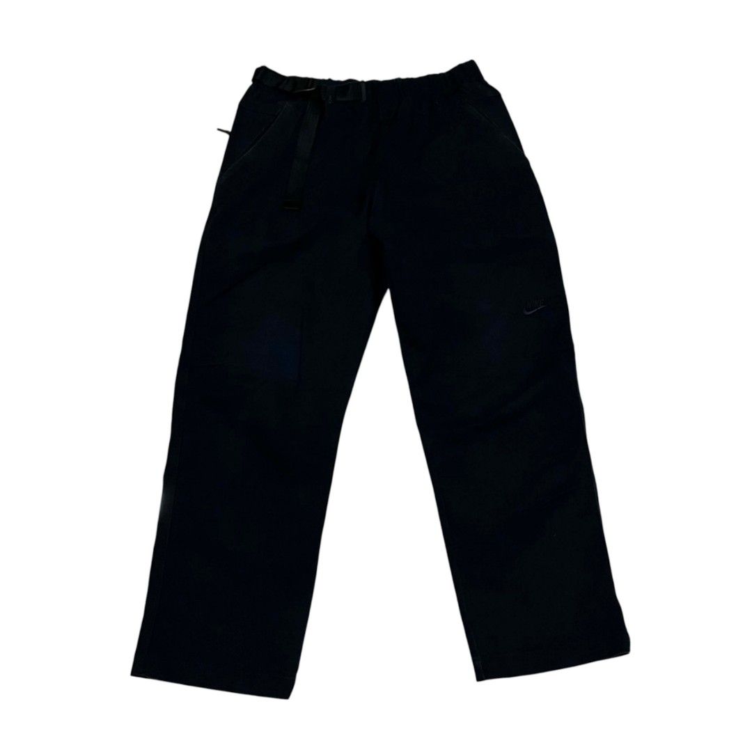 Nike Tech Pack Black Belted Pants Size L (Category: Joggers) located in Cagayan de Oro. Submitted by lootfindzzzz (Listing ID 1471232490, Image 1). Description: - Brand: Nike Tech Pack - Model/Style Code: DQ4297-010 - Color: Black - Size: Large (L) - Fit: Straight leg, versatile for casual or outdoor wear - Features: Integrated tactical buckle belt, elastic waistband, and multiple back pockets - Branding: Subtle Nike leg logo and Tech Pack detail