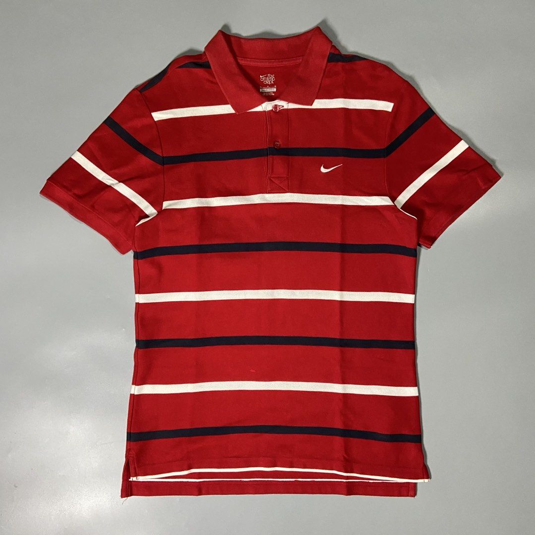 Nike The Athletic Dept Polo Shirt (Category: Tshirts & Polo Shirts ) located in Taguig. Submitted by workwearheads (Listing ID 1471136092, Image 1). Description: 🏷️Tag size: Medium ▪️Width: 19 ▪️Length: 27 ▪️Color Rate: 10/10 ▪️Issue: minor tahi sa front di ganon kalala (see last photo) ▪️Excellent Condition.