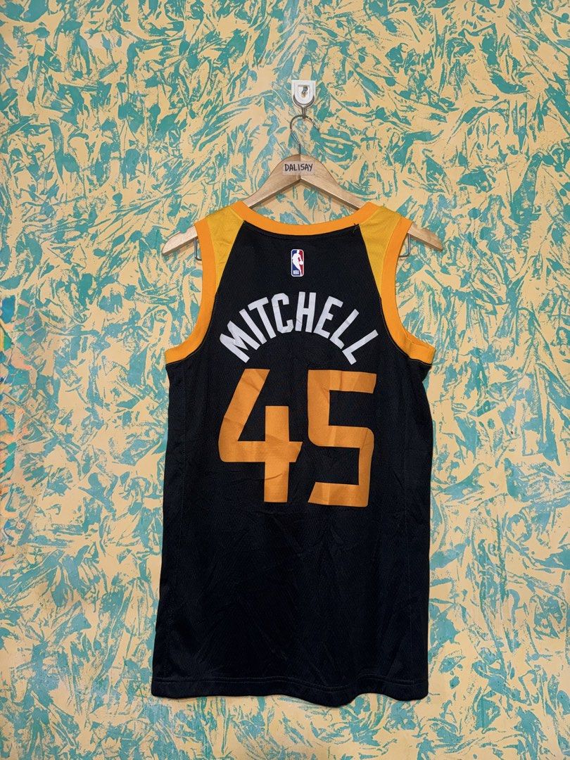 Nike Utah Jazz Mitchell 45 Jersey Size 44 Medium (Category: Activewear) located in Manila. Submitted by thebadthrift (Listing ID 1471242101, Image 3). Description: N*ke Utah Jazz Mitchell Swingman Jersey • Size : Medium on tag (44)(19.5x29) • Excellent Condition • Issue : (See last picture) • 1700 + SF SOLID NA SOLID PA SA PERSONAL‼️ No to Cod❌Cop️📌 📍Sampaloc,manila.