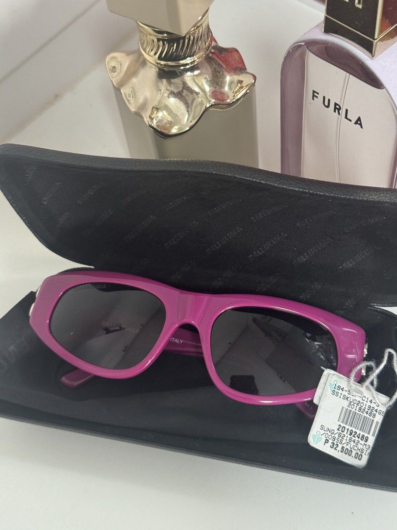 Original BALENCIAGA EYEWEAR (Category: Luxury Accessories) located in Manila. Submitted by prettystuff1008 (Listing ID 1471210523, Image 2). Description: New Bought at BALENCIAGA RUSTAN 32500 mall price .