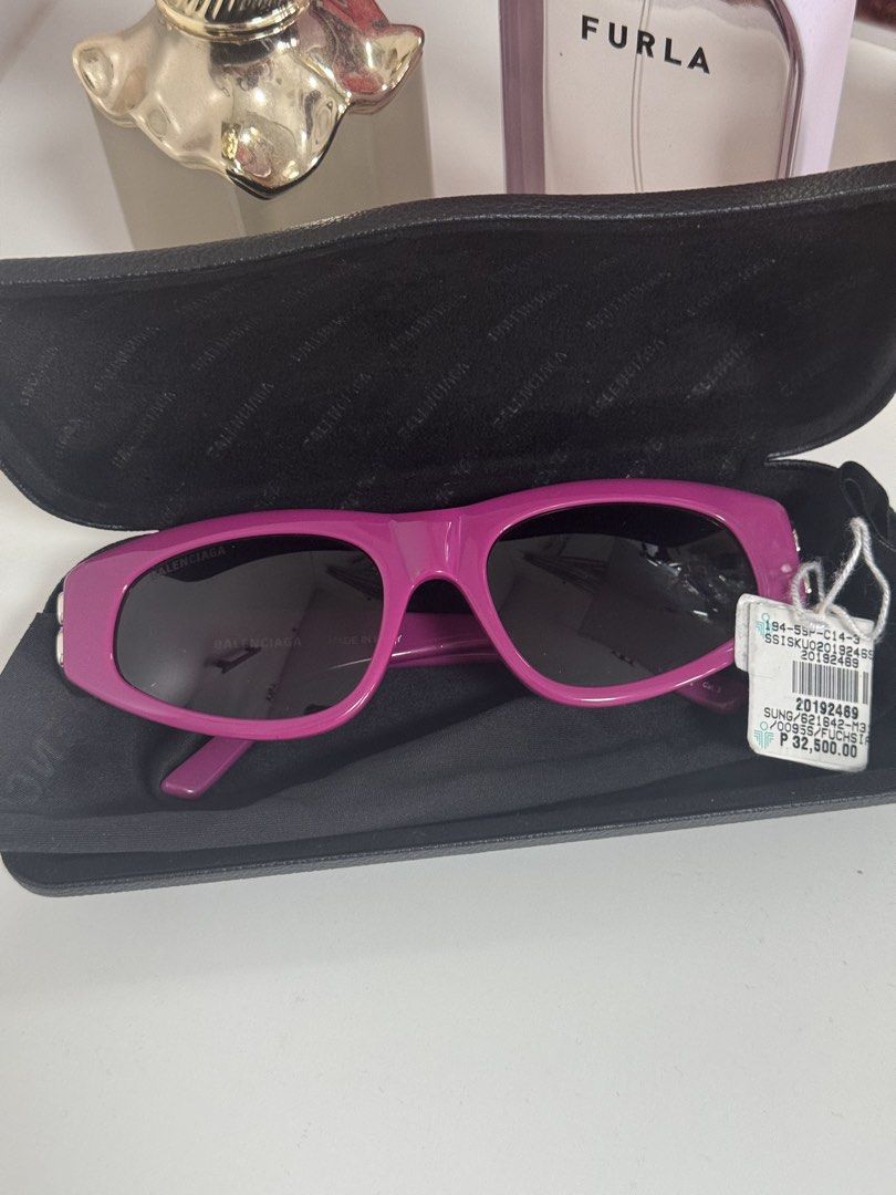 Original BALENCIAGA EYEWEAR (Category: Luxury Accessories) located in Manila. Submitted by prettystuff1008 (Listing ID 1471210523, Image 1). Description: New Bought at BALENCIAGA RUSTAN 32500 mall price .