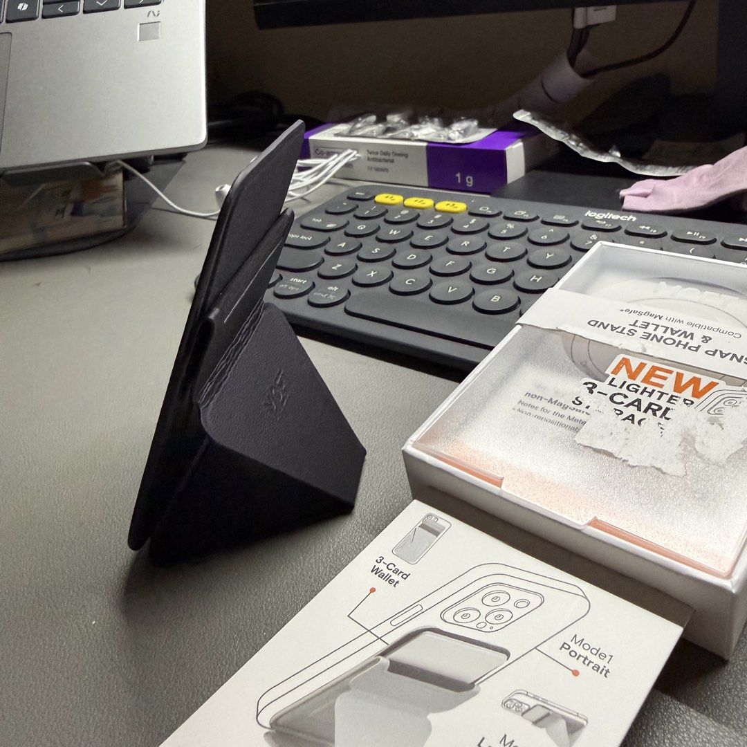 Original Moft Snap-On Phone Stand and Card Holder (Category: Cases & Sleeves) located in Quezon City. Submitted by amouredeclutters (Listing ID 1471208781, Image 2). Description: Used once only..