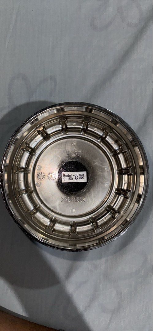 ORIGINAL RAYS CENTER CAP (Category: Mags and Tires) located in Quezon City. Submitted by richmarkyo41607 (Listing ID 1471240538, Image 2). Description: Geniuine Rays center caps Comes with 20pcs lug nuts Fairview loc.