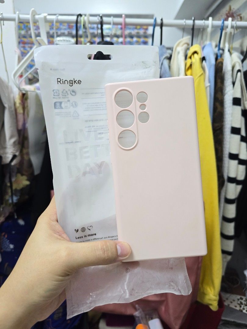 ORIGINAL RINGKE S24 ULTRA PHONE CASE (Category: Cases & Sleeves) located in Mandaluyong City. Submitted by _monamourph (Listing ID 1471226755, Image 1). Description: In excellent condition. Fixed price already :) Such a steal na! hehe.